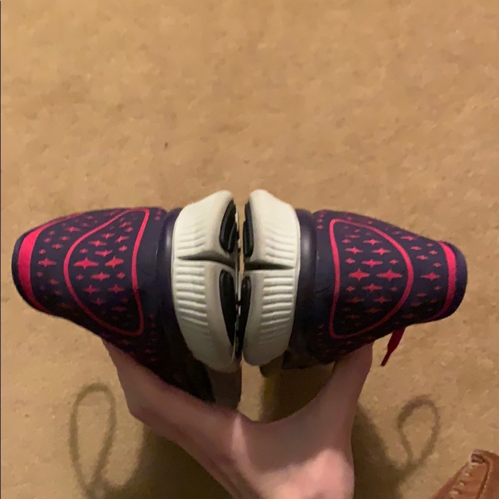Pink and Purple Nike Free 5.0 Sneakers - Picture 4 of 8